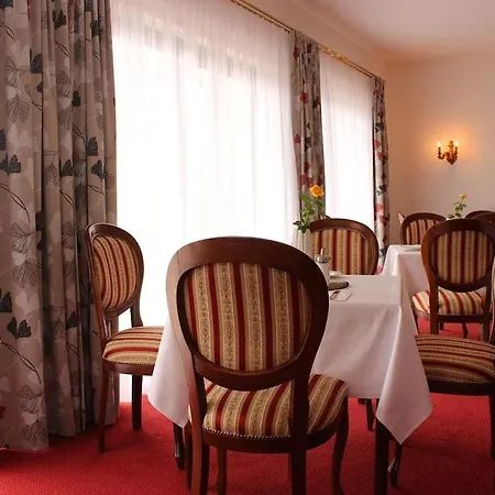 Muttererhof Hotel 3*